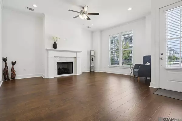 9916 COURET DR, Baton Rouge, LA 70818