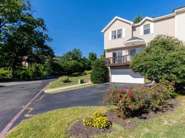 2398 KING ARTHURS CT, Harrisonburg, VA 22801