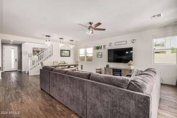 59 N Islands Drive, Gilbert, AZ 85233