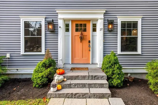 22 Old Merrill St, Amesbury, MA 01913