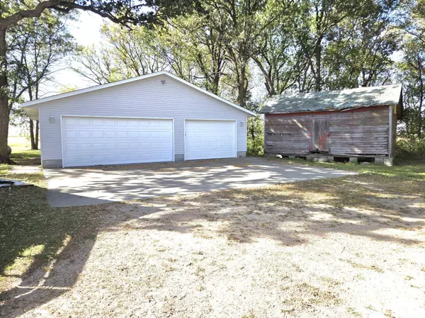 22646 383rd AVE, Arlington, MN 55307