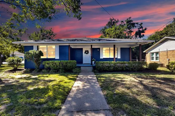 827 S PALMER, Tyler, TX 75701