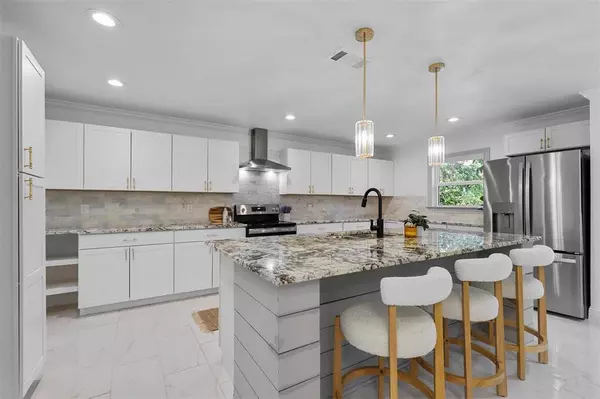 2004 Bluebonnet Drive, Fort Worth, TX 76111