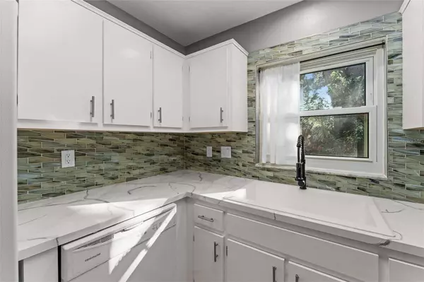 12472 HUCKLEBERRY FINN DR, Orlando, FL 32828