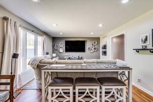 6406 E Aberdeen, Wichita, KS 67206