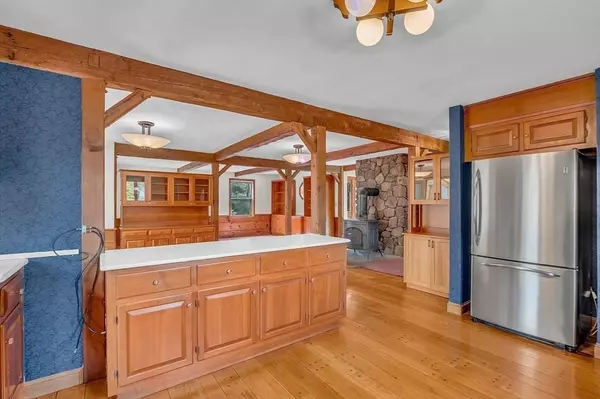 65 Bailey Rd, Andover, MA 01810