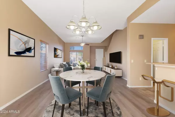 2510 E LA COSTA Drive, Chandler, AZ 85249