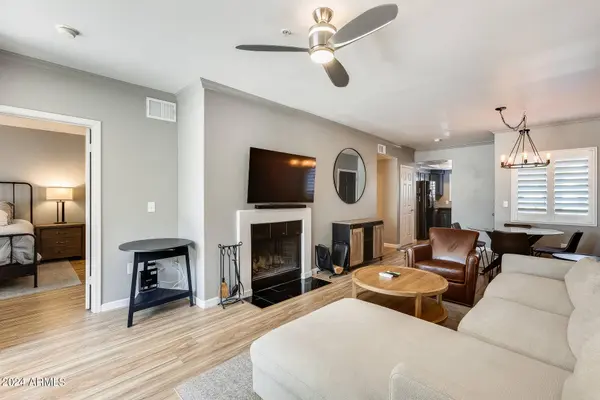 750 E NORTHERN Avenue E #1084, Phoenix, AZ 85020