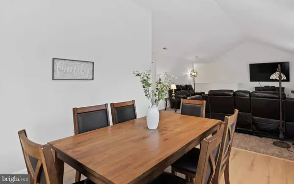 4649 DEER PATH RD, Harrisburg, PA 17110