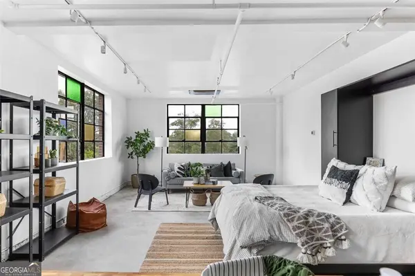 1805 Harvard AVE #301, College Park, GA 30337