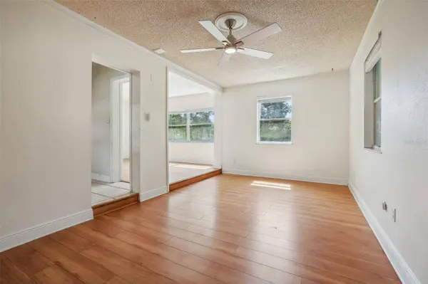 2415 LAURA PL, Orlando, FL 32803