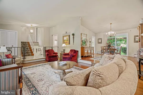 7108 PONY TRAIL LN, Hyattsville, MD 20782