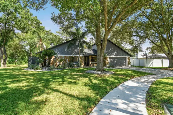 3202 HEATHERBROOK WAY, Tampa, FL 33618