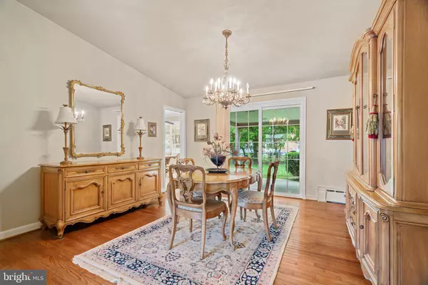 7108 PONY TRAIL LN, Hyattsville, MD 20782