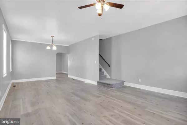 437 BERGEN ST, Gloucester City, NJ 08030