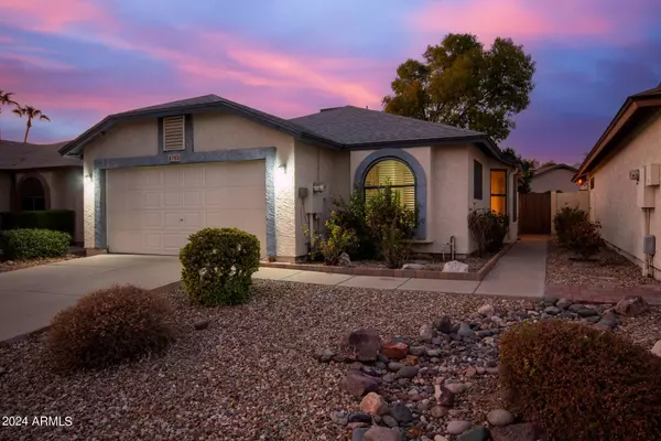 8740 W JOHN CABOT Road, Peoria, AZ 85382