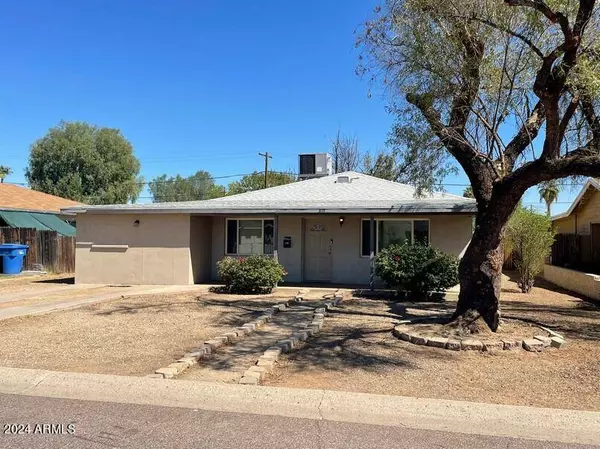 3111 N 34TH Street, Phoenix, AZ 85018