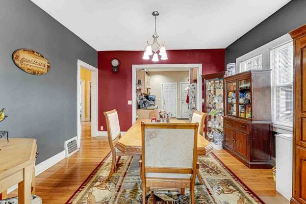 417 South AVE, Aurora, IL 60505