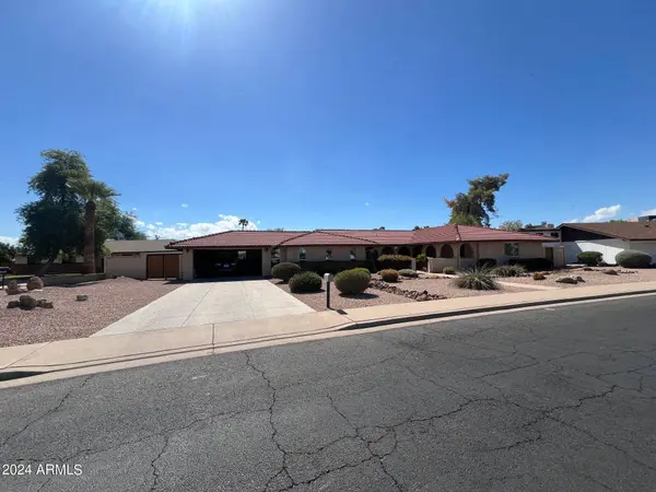 1525 E Grove Avenue, Mesa, AZ 85204