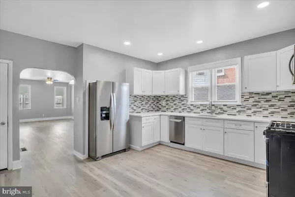 437 BERGEN ST, Gloucester City, NJ 08030