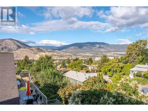 217 GREENWOOD DR, Penticton, BC V2A7P9