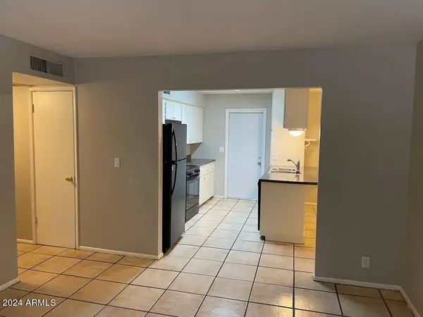 54 E JUNIPER Street, Mesa, AZ 85201