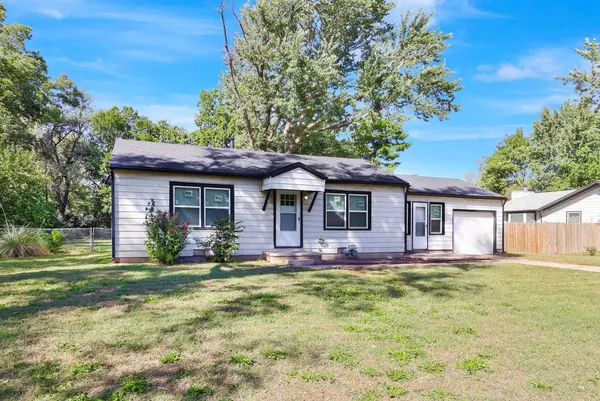 133 Van Arsdale Ave, Haysville, KS 67060