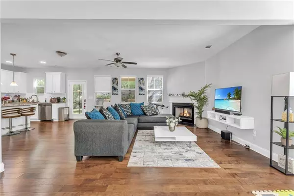 4148 Woodland Park DR SW, Atlanta, GA 30331