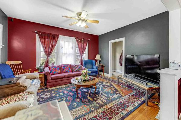 417 South AVE, Aurora, IL 60505