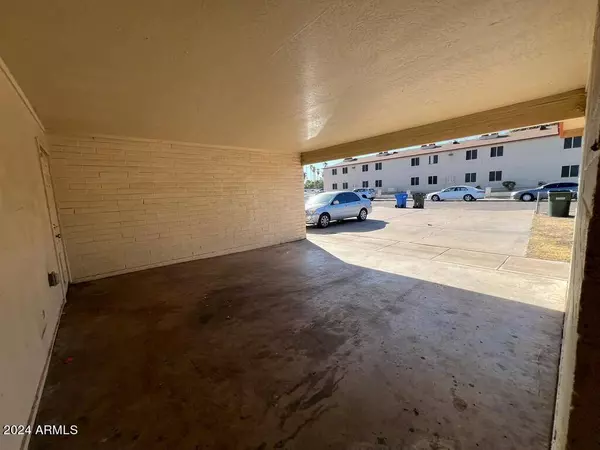 10641 N 15TH Avenue, Phoenix, AZ 85029