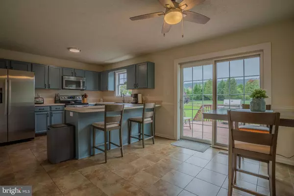 779 S RIDGE RD S, Martinsburg, WV 25403