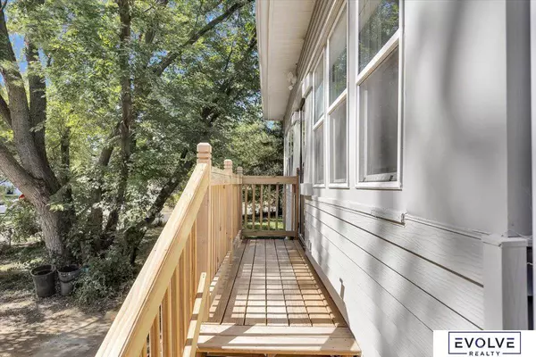 4534 Nebraska Avenue, Omaha, NE 68104