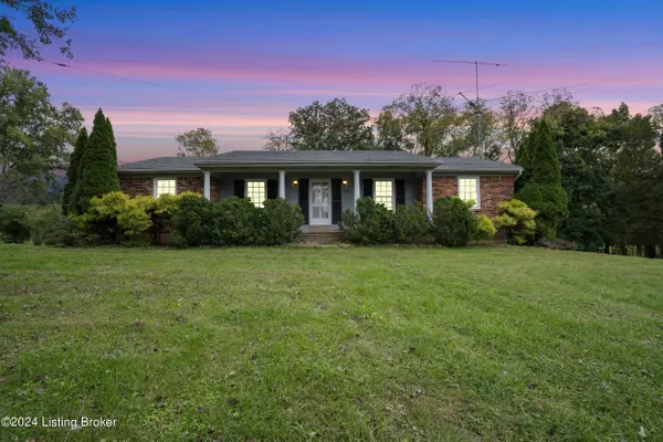 402 Kenny Blvd, Louisville, KY 40214