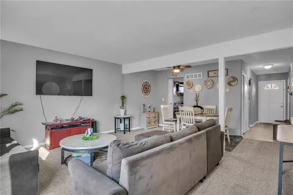 11247 Calico DR, Kansas City, MO 64137