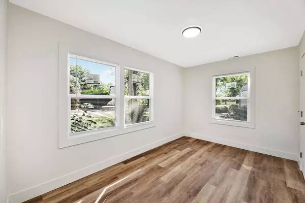 133 Van Arsdale Ave, Haysville, KS 67060