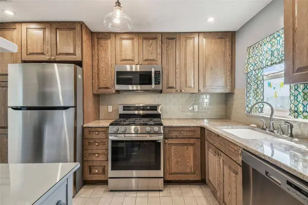 6075 SHORE BLVD S #615, Gulfport, FL 33707