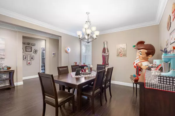 9729 Everbloom WAY, Sacramento, CA 95829