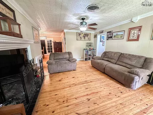 3208 BIRCH STREET, Wichita Falls, TX 76309