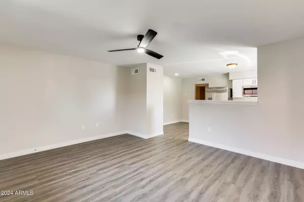 3337 W GOLDEN Lane, Phoenix, AZ 85051