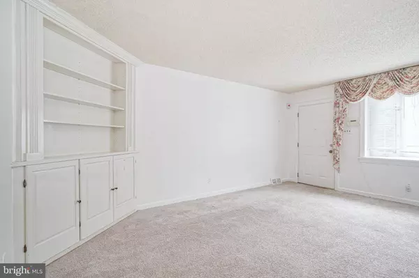 6738 GILLESPIE ST, Philadelphia, PA 19135