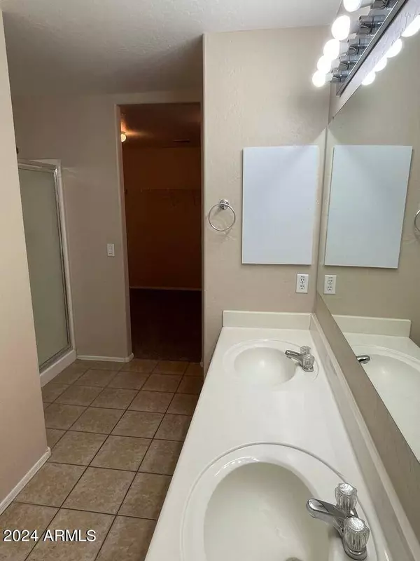 3133 W SAINT KATERI Drive, Phoenix, AZ 85041