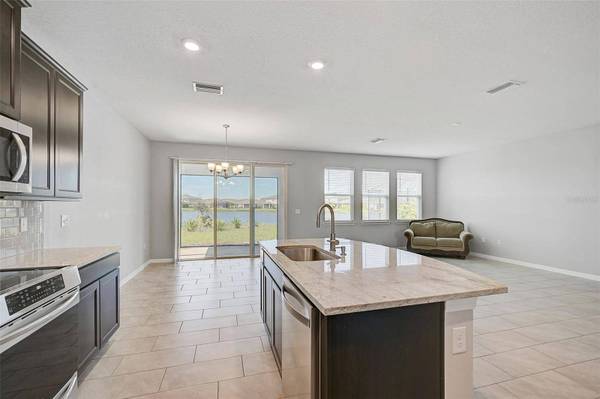 12621 PROMENADE EST, Sarasota, FL 34238