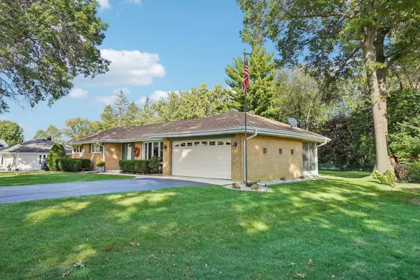 6N355 Spring CT, Medinah, IL 60157