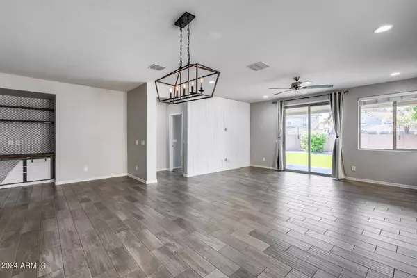 22422 N 99TH Lane, Peoria, AZ 85383