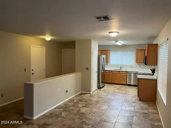 660 E BROWNING Way, Chandler, AZ 85286