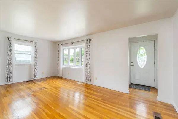 964 Bergen Avenue, Ottawa, IL 61350