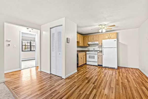 16 Kenmar Dr #136, Billerica, MA 01821