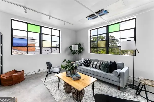 1805 Harvard AVE #301, College Park, GA 30337