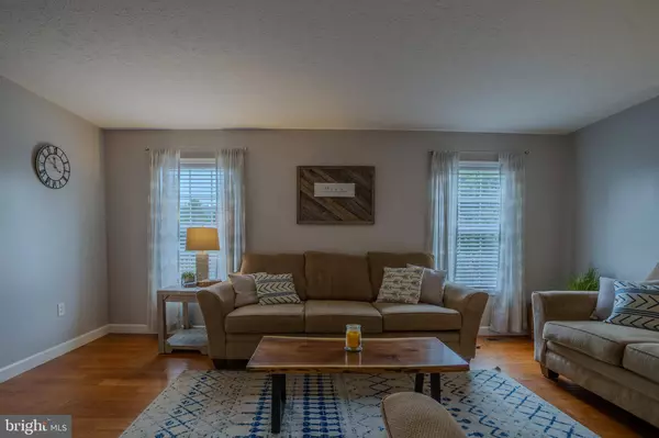 779 S RIDGE RD S, Martinsburg, WV 25403