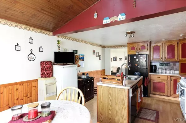 22595 Baldwin RD, Dexter, NY 13634